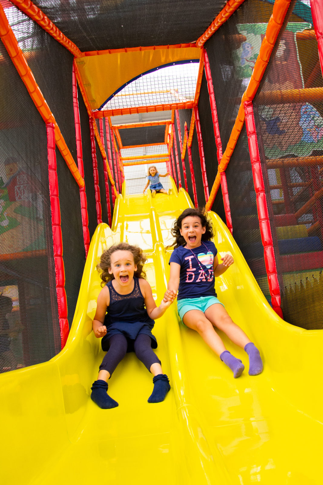 https://www.rosefamilyfarm.ca/app/uploads/2019/08/In-the-PlayBarn-6-e1565313539121.jpg